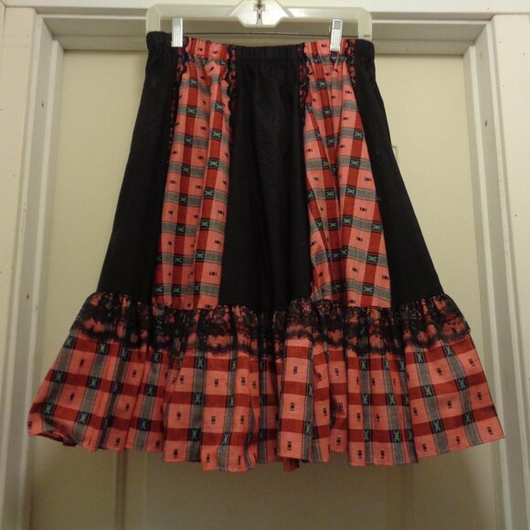 HOT COWGIRL RUFFLES LACE FULL SKIRT By Pitchfork L - Picture 2 of 5